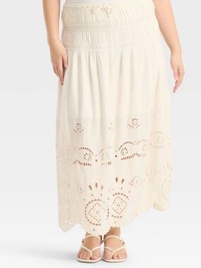 NWT Plus Size Cream Eyelet Maxi Skirt Size 2X Future Collective